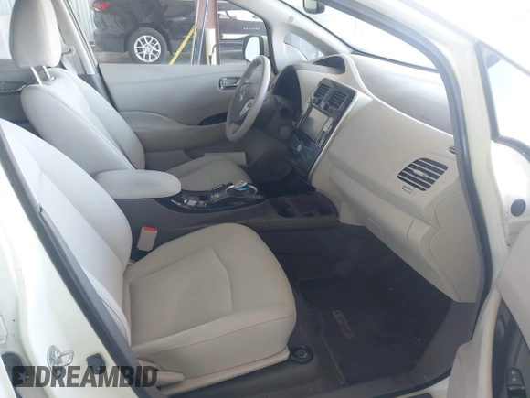 2012 Nissan LEAF SL with VIN JN1AZ0CP6CT018088, listed as a IAAI auction lot 42176194 with 53,037 mi miles. Bid and sale history available at carsss.com. Image 5.