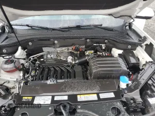 2022 Volkswagen Atlas SEL Premium R-Line with VIN 1V2FR2CA8NC528907, listed as a Copart auction lot 60201125 with 26,125 mi miles and Salvage title. Bid and sale history available at DreamBid. Image 12.