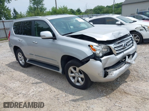 2012 Lexus GX 460 с VIN JTJBM7FX2C5038778, выставлен на аукционе IAAI как лот 42746203 с пробегом 212 412 миль миль и . История ставок и продаж доступна на DreamBid. Изображение 1.