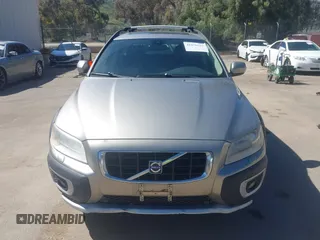 2008 Volvo XC70 with VIN YV4BZ982681006008, listed as a IAAI auction lot 41870625 with 248,341 mi miles. Bid and sale history available at carsss.com. Image 12.
