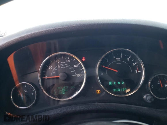 2016 Jeep Wrangler Unlimited Sport z VIN 1C4BJWDG3GL115622, wystawiony jako Copart lot #57872455 z przebiegiem 98 812 mil mil oraz Szkoda całkowita • Salvage title. Historia ofert i sprzedaży dostępna na DreamBid. Obrazek 9.