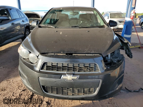 2015 Chevrolet Sonic LT with VIN 1G1JC5SG7F4132086, listed as a Copart auction lot 63196045 with 67,846 mi miles and Salvage title. Bid and sale history available at DreamBid. Image 5.