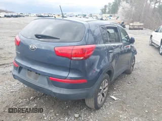 2016 Kia Sportage LX with VIN KNDPBCAC4G7845065, listed as a IAAI auction lot 41718660 with 143,388 mi miles and . Bid and sale history available at carsss.com. Image 4.