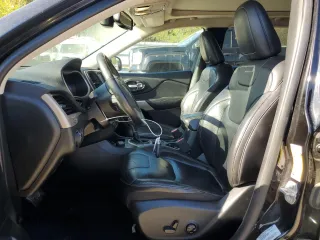 2017 Jeep Cherokee High Altitude с VIN 1C4PJMDS3HW584160, выставлен на аукционе Copart как лот 52799175 с пробегом 141 917 миль миль и Списание • Salvage title. История ставок и продаж доступна на DreamBid. Изображение 7.