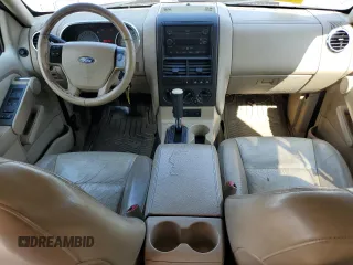 2007 Ford Explorer Sport Trac Limited z VIN 1FMEU53K17UA12810, wystawiony jako Copart lot #61770645 z przebiegiem 202 790 mil mil oraz Czysty tytuł • Clean title. Historia ofert i sprzedaży dostępna na DreamBid. Obrazek 8.