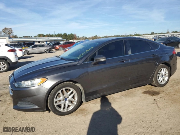 2016 Ford Fusion SE with VIN 3FA6P0HD6GR221633, listed as a Copart auction lot 41387765 with 132195 miles and Salvage Title. Bid and sale history available at carsss.com. Image 1.