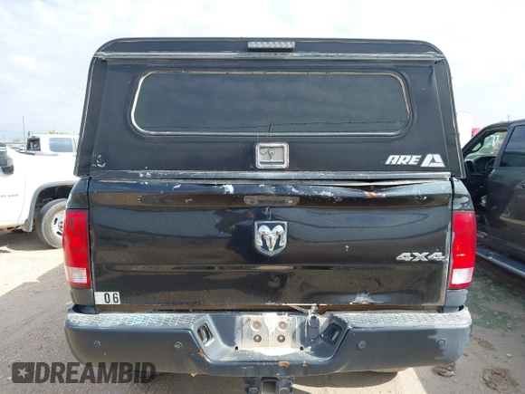2018 Ram 2500 Tradesman with VIN 3C6UR5HL4JG287883, listed as a IAAI auction lot 42458530 with 100,826 mi miles and . Bid and sale history available at DreamBid. Image 16.