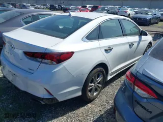 2019 Hyundai Sonata Sport with VIN 5NPE34AF1KH820438, listed as a IAAI auction lot 41353422 with 56,603 mi miles. Bid and sale history available at carsss.com. Image 4.