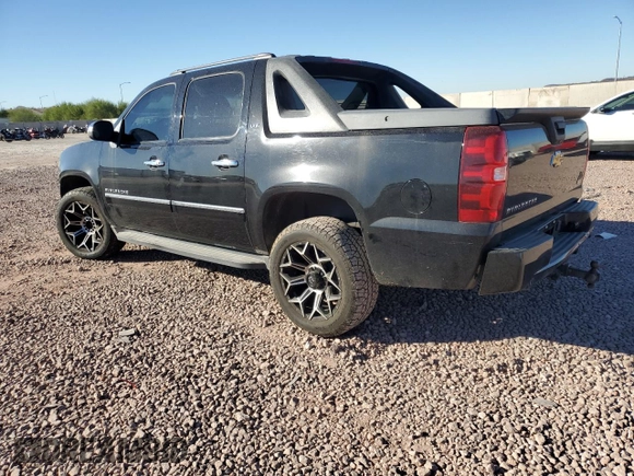 2010 Chevrolet Avalanche LTZ with VIN 3GNVKGE04AG277286, listed as a Copart auction lot 79065174 with 107,186 mi miles and Salvage Title. Bid and sale history available at DreamBid. Image 2.