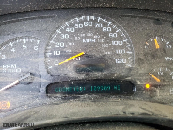 2004 Chevrolet Silverado 2500 with VIN 1GBHC24U54E379612, listed as a Copart auction lot 52438365 with 109,909 mi miles and Clean Title. Bid and sale history available at carsss.com. Image 9.
