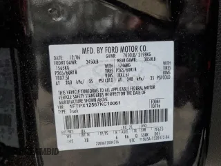 2007 Ford F-150 XL with VIN 1FTPX12567KC10061, listed as a Copart auction lot 82025494 with 81,800 mi miles and Salvage Title. Bid and sale history available at DreamBid. Image 12.