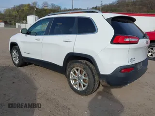 2016 Jeep Cherokee Latitude with VIN 1C4PJMCS1GW242545, listed as a IAAI auction lot 42048421 with 84,667 mi miles and . Bid and sale history available at carsss.com. Image 3.