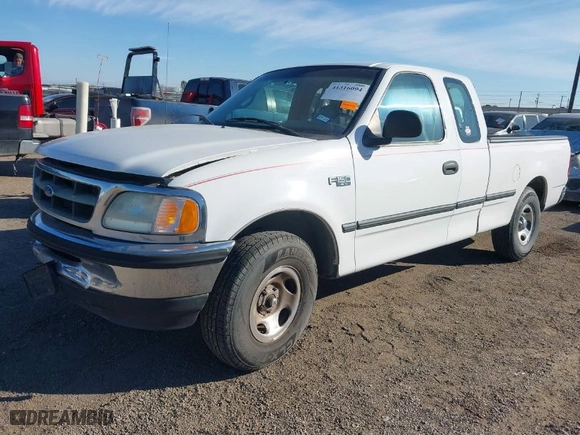 1997 Ford F-150 Standard with VIN 1FTDX172XVKC21207, listed as a IAAI auction lot 41316094 with 175,744 mi miles. Bid and sale history available at carsss.com. Image 2.