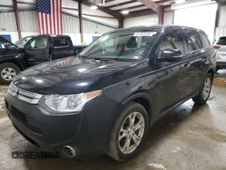 2015 Mitsubishi Outlander SE с VIN JA4AZ3A35FZ005701, выставлен на аукционе Copart как лот 61147235 с пробегом 171 279 миль миль и Чистый • Clean title. История ставок и продаж доступна на DreamBid. Изображение 1.