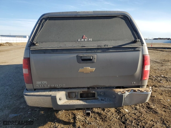 2013 Chevrolet Silverado 1500 LT with VIN 3GCPKSE7XDG148264, listed as a Copart auction lot 47827305 with 317,142 mi miles and Salvage Title. Bid and sale history available at carsss.com. Image 6.
