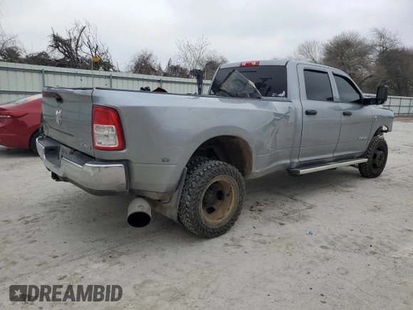 2021 Ram 3500 Tradesman with VIN 3C63RRGLXMG514776, listed as a Copart auction lot 43636825 with 189,698 mi miles and Salvage Title. Bid and sale history available at carsss.com. Image 3.