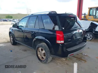 2007 Saturn VUE V6 z VIN 5GZCZ53497S834263, wystawiony jako IAAI lot #42376082 z przebiegiem 163 909 mil mil oraz . Historia ofert i sprzedaży dostępna na DreamBid. Obrazek 3.