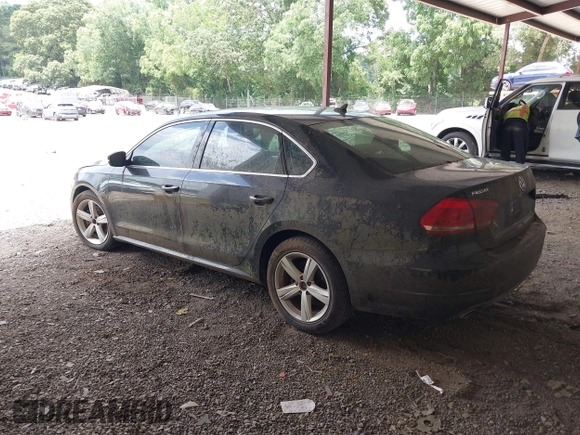 2013 Volkswagen Passat SE with VIN 1VWBH7A38DC028231, listed as a IAAI auction lot 42629167 with Not provided miles and . Bid and sale history available at DreamBid. Image 3.