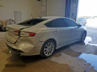 2017 Ford Fusion SE with VIN 3FA6P0HDXHR380057, listed as a Copart auction lot 59583425 with 115,038 mi miles and Salvage title. Bid and sale history available at DreamBid. Image 3.