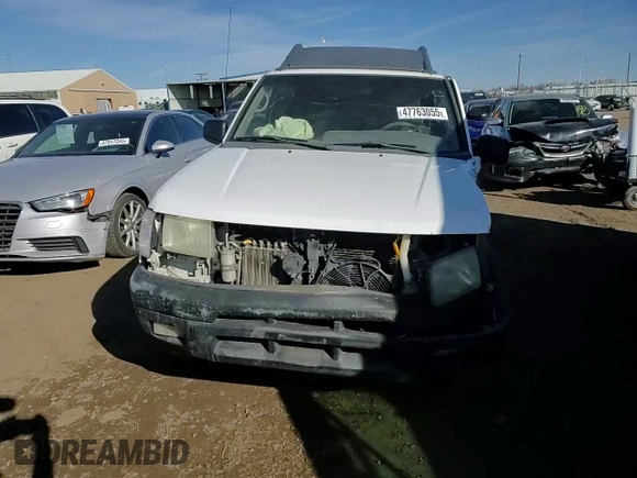2001 Nissan Xterra XE z VIN 5N1ED28T51C563156, wystawiony jako Copart lot #47763055 z przebiegiem 273 252 mil mil oraz Szkoda całkowita • Salvage title. Historia ofert i sprzedaży dostępna na DreamBid. Obrazek 12.