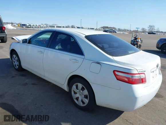 2007 Toyota Camry CE with VIN 4T1BE46K47U706736, listed as a IAAI auction lot 41760496 with 205,016 mi miles. Bid and sale history available at carsss.com. Image 3.