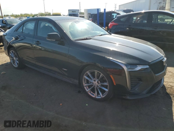 2022 Cadillac CT4-V z VIN 1G6DH5RL2N0121059, wystawiony jako Copart lot #71968614 z przebiegiem 55 049 mil mil oraz Szkody całkowita. Historia ofert i sprzedaży dostępna na DreamBid. Obrazek 4.