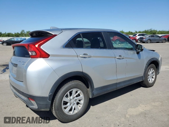 2019 Mitsubishi Eclipse Cross ES z VIN JA4AT3AA5KZ030253, wystawiony jako Copart lot #56925305 z przebiegiem 135 057 mil mil oraz Szkoda całkowita • Salvage title. Historia ofert i sprzedaży dostępna na DreamBid. Obrazek 3.