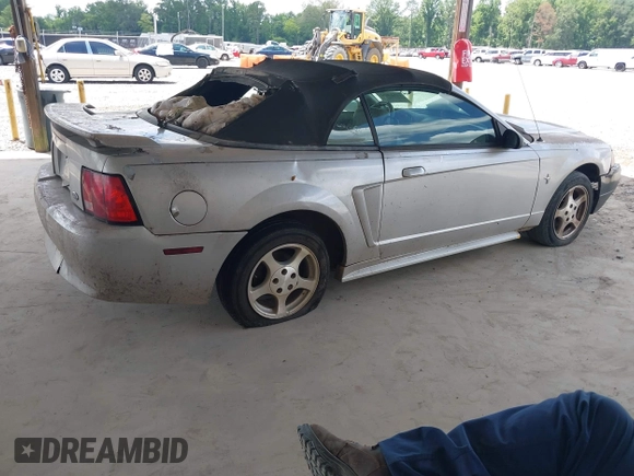 2002 Ford Mustang Deluxe with VIN 1FAFP444X2F175257, listed as a IAAI auction lot 42544832 with Not provided miles and . Bid and sale history available at DreamBid. Image 4.