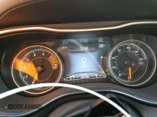2019 Jeep Cherokee Limited с VIN 1C4PJMDX9KD249967, выставлен на аукционе Copart как лот 47366275 с пробегом 129 498 миль миль и Списание • Salvage title. История ставок и продаж доступна на DreamBid. Изображение 9.