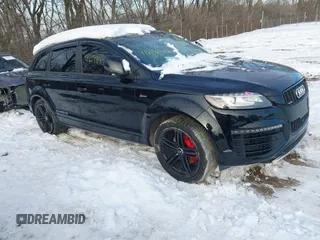 2015 Audi Q7 3.0T S line Prestige with VIN WA1DGAFE8FD028999, listed as a IAAI auction lot 41298408 with 111,446 mi miles. Bid and sale history available at carsss.com. Image 1.