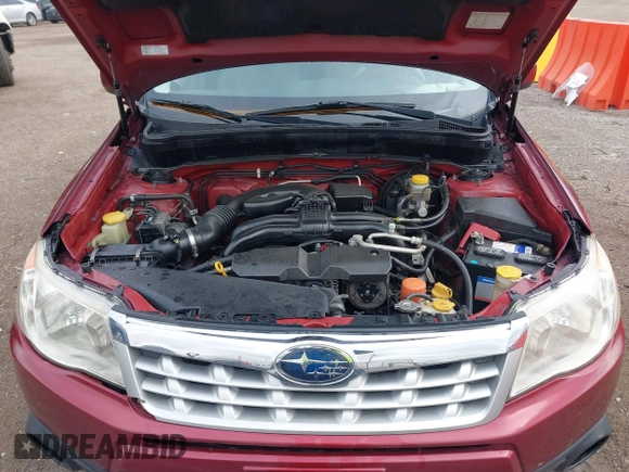 2013 Subaru Forester 2.5X Premium with VIN JF2SHADC9DH433403, listed as a IAAI auction lot 41921603 with 164,417 mi miles. Bid and sale history available at carsss.com. Image 10.