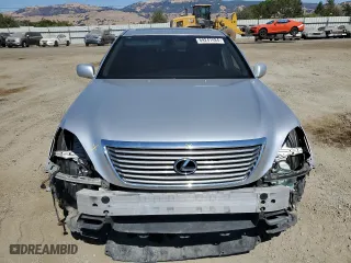 2004 Lexus LS 430 with VIN JTHBN36F040147222, listed as a Copart auction lot 69247484 with 110,251 mi miles and Salvage Title. Bid and sale history available at carsss.com. Image 5.