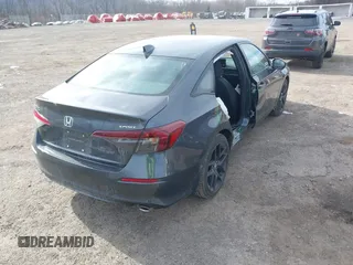 2025 Honda Civic Sport with VIN 2HGFE2F55SH520916, listed as a IAAI auction lot 41628848 with 3,900 mi miles and . Bid and sale history available at carsss.com. Image 4.