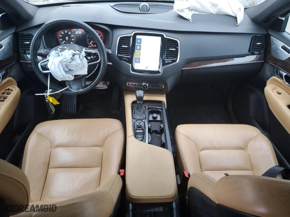 2016 Volvo XC90 T6 Momentum with VIN YV4A22PK9G1037373, listed as a Copart auction lot 84078344 with 0 mi miles and Salvage Title. Bid and sale history available at carsss.com. Image 8.