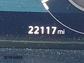2024 Volkswagen Atlas SE z VIN 1V2KE2CA5RC227558, wystawiony jako IAAI lot #41645555 z przebiegiem 22 117 mil mil oraz . Historia ofert i sprzedaży dostępna na DreamBid. Obrazek 16.