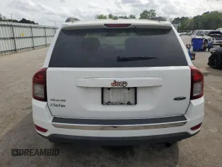 2016 Jeep Compass Latitude with VIN 1C4NJDEBXGD767720, listed as a Copart auction lot 51644975 with 170,096 mi miles and Clean Title. Bid and sale history available at carsss.com. Image 6.