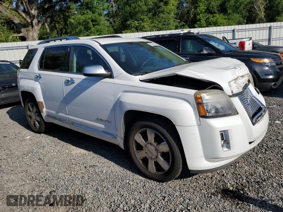 2013 GMC Terrain Denali with VIN 2GKFLYE38D6251238, listed as a Copart auction lot 53233615 with 98,100 mi miles and Salvage Title. Bid and sale history available at DreamBid. Image 4.