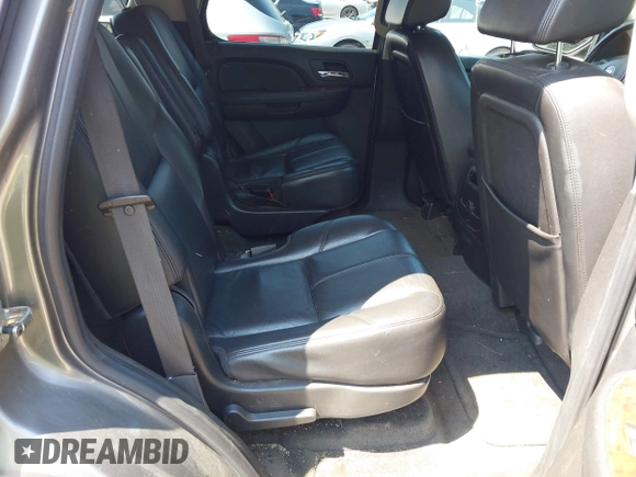 2008 Chevrolet Tahoe LTZ with VIN 1GNFK130X8R183184, listed as a IAAI auction lot 42696024 with 138,988 mi miles and . Bid and sale history available at DreamBid. Image 8.