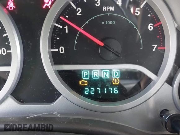 2008 Jeep Wrangler Unlimited Sahara with VIN 1J4GB59118L522013, listed as a IAAI auction lot 41644487 with 227,176 mi miles and . Bid and sale history available at DreamBid. Image 15.