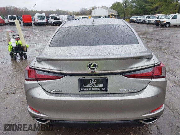 2021 Lexus ES 350 F Sport with VIN 58AGZ1B1XMU098554, listed as a IAAI auction lot 42026390 with 86,171 mi miles and . Bid and sale history available at DreamBid. Image 16.