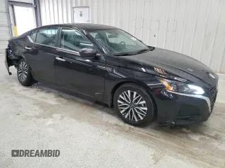 2025 Nissan Altima SV with VIN 1N4BL4DV1SN344137, listed as a Copart auction lot 54478405 with 11,118 mi miles and Clean Title. Bid and sale history available at DreamBid. Image 4.