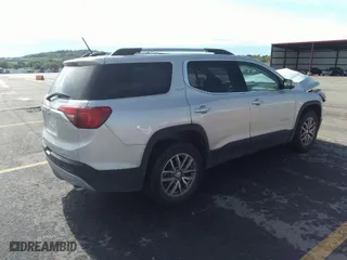 2017 GMC Acadia SLE with VIN 1GKKNSLS1HZ178076, listed as a IAAI auction lot 33258803 with 34,022 mi miles. Bid and sale history available at carsss.com. Image 4.