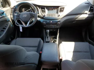 2018 Hyundai Tucson Sport z VIN KM8J3CAL3JU741660, wystawiony jako Copart lot #50521845 z przebiegiem 49 223 mil mil oraz Nie do naprawy • Non repairable. Historia ofert i sprzedaży dostępna na DreamBid. Obrazek 8.