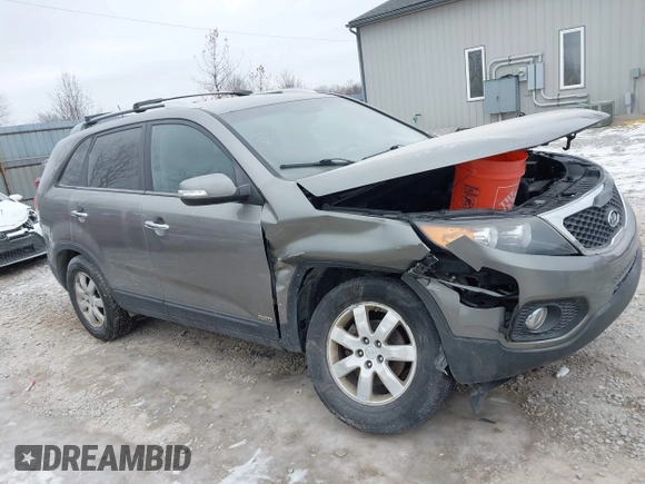 2011 Kia Sorento LX with VIN 5XYKTDA19BG181580, listed as a IAAI auction lot 41386803 with 148,973 mi miles. Bid and sale history available at carsss.com. Image 1.