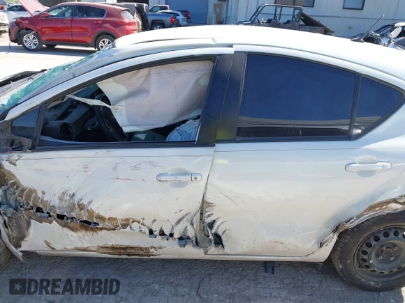 2014 Toyota Prius One with VIN JTDKDTB32E1069313, listed as a IAAI auction lot 41848910 with 287,698 mi miles and . Bid and sale history available at DreamBid. Image 14.