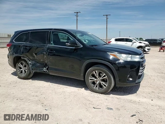 2018 Toyota Highlander LE with VIN 5TDZARFH1JS040530, listed as a Copart auction lot 57434705 with 112,912 mi miles and Salvage title. Bid and sale history available at DreamBid. Image 14.