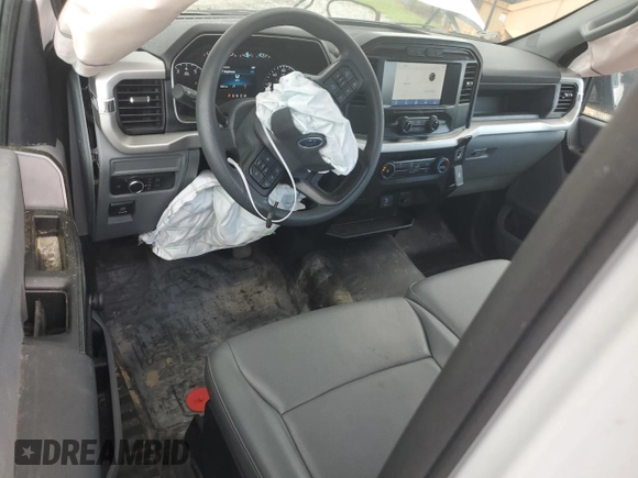 2022 Ford F-150 XL with VIN 1FTMF1CB1NKE65448, listed as a Copart auction lot 60610254 with 9,587 mi miles and Salvage Title. Bid and sale history available at carsss.com. Image 8.