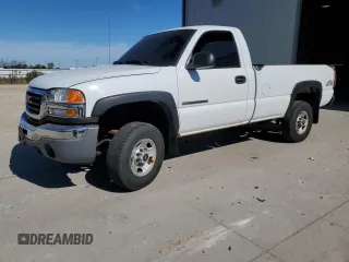 2006 GMC Sierra 2500HD SLE1 with VIN 1GTHK24U56E212927, listed as a Copart auction lot 74507864 with 141,942 mi miles and Non repairable. Bid and sale history available at DreamBid. Image 1.