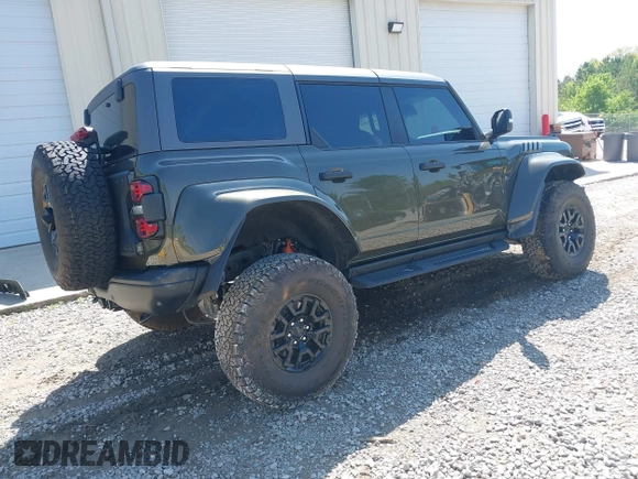 2024 Ford Bronco Raptor z VIN 1FMEE0RR4RLA01295, wystawiony jako IAAI lot #41971950 z przebiegiem 8 246 mil mil oraz . Historia ofert i sprzedaży dostępna na DreamBid. Obrazek 4.
