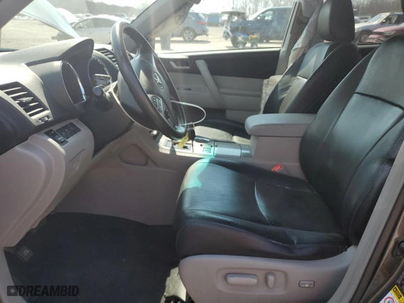 2012 Toyota Highlander with VIN 5TDBK3EH8CS156453, listed as a Copart auction lot 49958205 with 58,602 mi miles and Salvage Title. Bid and sale history available at carsss.com. Image 7.